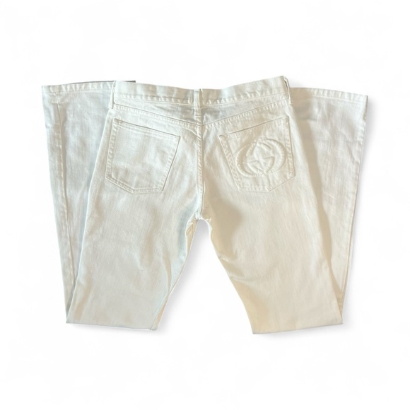 GUCCI- slim fit white straight leg jeans. Size 4- cuffed trousers- vintage.